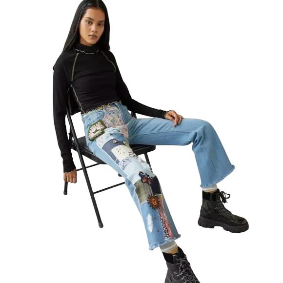 BDG Urban Outfitters High Waist Flare Jeans Patch Crochet, Size 30, New with Tag - Picture 3 of 16